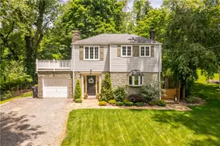 319 Sunset Dr, Bethel Park, PA 15102 - Photo 1