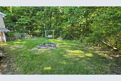 63 Fredonia Rd, Hempfield Township, PA 16125 - Photo 12