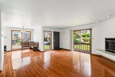 420 Spring Run Dr, Monroeville, PA 15146 - Photo 2