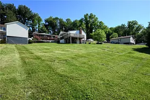 10415 Lilac St, Irwin, PA 15642 - Photo 26