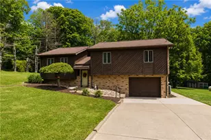 204 Republic St, North Union Township, PA 15401 - Photo 2