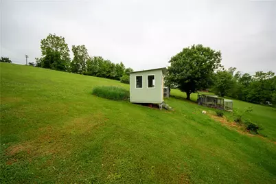 2982 Route 136, Somerset, PA 15332 - Photo 30