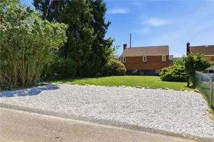 123 Knox St, Scott Township, PA 15017 - Photo 34