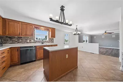 164 Stratford Ct, New Stanton, PA 15672 - Photo 6