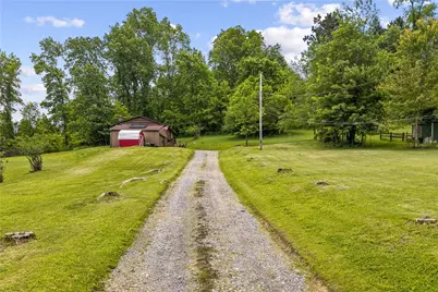 121 Valley Road, Economy, PA 15143 - Photo 24