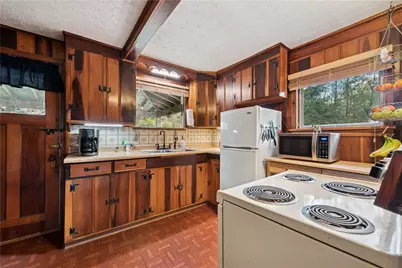 211 Ironwood Rd, Jefferson Township, PA 15501 - Photo 4