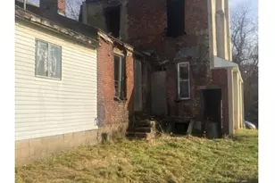 23 Vine St, Pittsburgh, PA 15219 - Photo 2