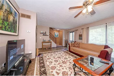 205 Springwater Ct, Moon/Crescent Twp, PA 15108 - Photo 6
