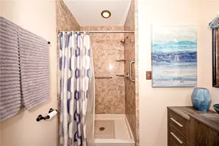 205 Springwater Ct, Moon/Crescent Twp, PA 15108 - Photo 22