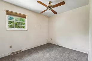 584 Joan St, Cranberry Township, PA 16066 - Photo 14
