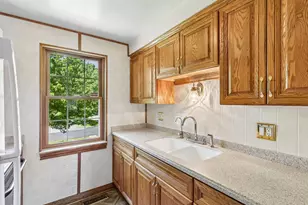 319 Bellford Ct, Cranberry Township, PA 16066 - Photo 8