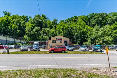 174 Sandy Creek Rd, Pittsburgh, PA 15147 - Photo 12