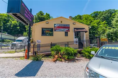 174 Sandy Creek Rd, Pittsburgh, PA 15147 - Photo 16