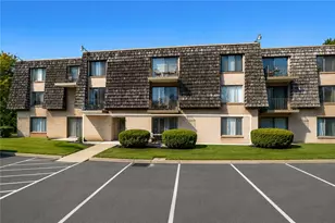 1615 Forest Green Dr, Coraopolis, PA 15108 - Photo 1