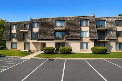 1615 Forest Green Dr #Unit 1316, Coraopolis, PA 15108 - Photo 1