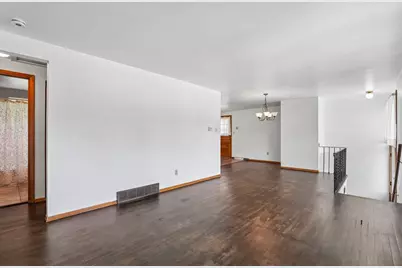 596 Anderson Avenue, Pittsburgh, PA 15239 - Photo 4
