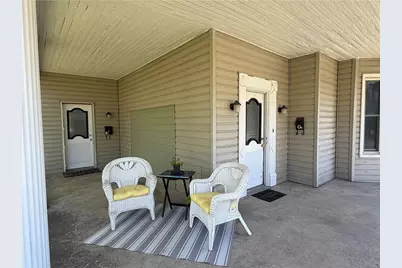 192 S Richhill Street, Franklin Township, PA 15370 - Photo 2