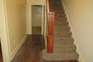 423 Braddock Rd, Pittsburgh, PA 15221 - Photo 2