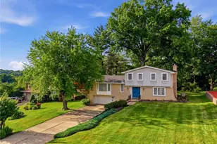 480 Herbst Manor Rd, Kennedy Township, PA 15108 - Photo 1