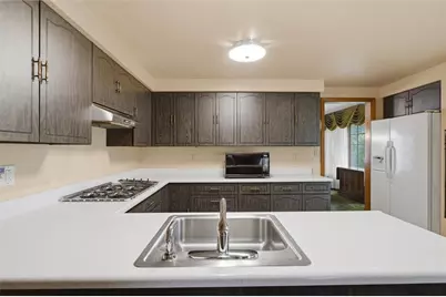480 Herbst Manor Rd, Kennedy Township, PA 15108 - Photo 12