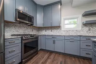 331 Whipple St, Pittsburgh, PA 15218 - Photo 10