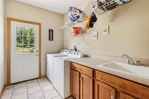 140 Skyview Dr, North Beaver Township, PA 16102 - Photo 18