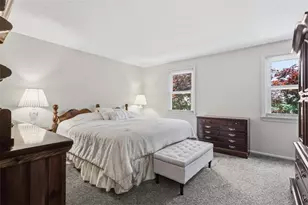 2358 Golfview Dr, Pittsburgh, PA 15241 - Photo 24