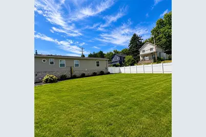 190 McGovern Blvd, Moon/Crescent Twp, PA 15046 - Photo 22
