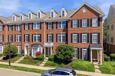 230 Park Square Ln, Pittsburgh, PA 15238 - Photo 2