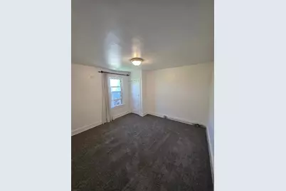 425 Mount Vernon Ave, Coraopolis, PA 15108 - Photo 10