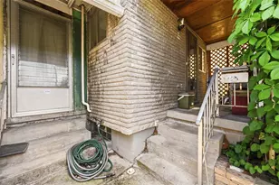 1149 9th St, Stowe Township, PA 15136 - Photo 4