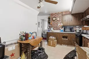 1149 9th St, Stowe Township, PA 15136 - Photo 8