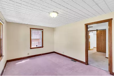 24 Taylor Ave, East Bethlehem, PA 15322 - Photo 4