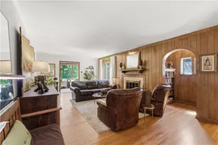200 Navajo Rd, Bethel Park, PA 15241 - Photo 4