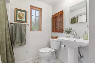 200 Navajo Rd, Bethel Park, PA 15241 - Photo 30