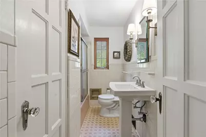 200 Navajo Road, Bethel Park, PA 15241 - Photo 20