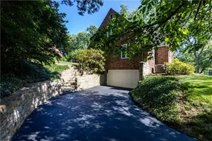 200 Navajo Rd, Bethel Park, PA 15241 - Photo 46