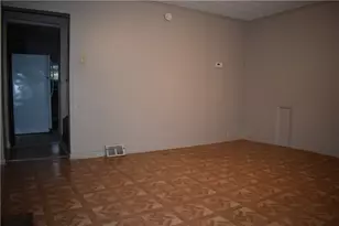 17 Jefferson St, Pittsburgh, PA 15209 - Photo 8