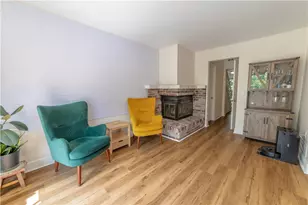 1818 Foxcroft Ln, Pittsburgh, PA 15101 - Photo 10