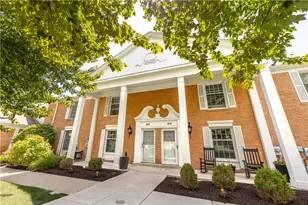 1818 Foxcroft Ln, Pittsburgh, PA 15101 - Photo 1