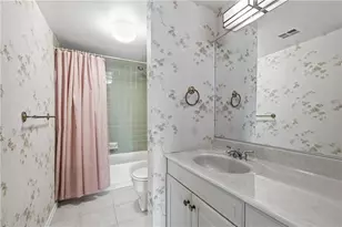 2160 Greentree Rd, Scott Township, PA 15220 - Photo 22