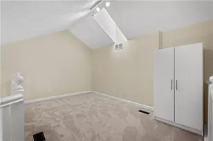 197 Old Village Ln, Bethel Park, PA 15102 - Photo 28
