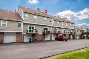 197 Old Village Ln, Bethel Park, PA 15102 - Photo 4