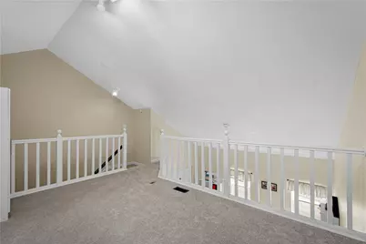 197 Old Village Ln, Bethel Park, PA 15102 - Photo 30