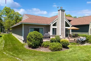 1735 Snowfield Dr, Hidden Valley, PA 15502 - Photo 26