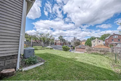 121 W Stanton Ct, Pittsburgh, PA 15201 - Photo 22