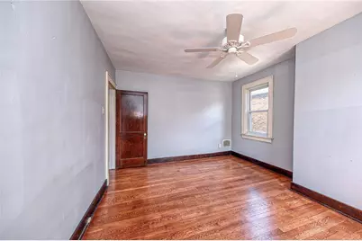 121 W Stanton Ct, Pittsburgh, PA 15201 - Photo 14