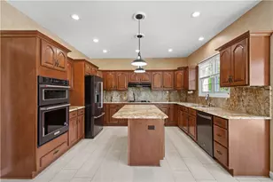 301 Bunker Hill Dr, Peters Township, PA 15317 - Photo 16