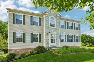 304 Maplewood Ln, Imperial, PA 15126 - Photo 4