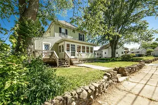 407 Hill St, Grove City Boro, PA 16127 - Photo 2